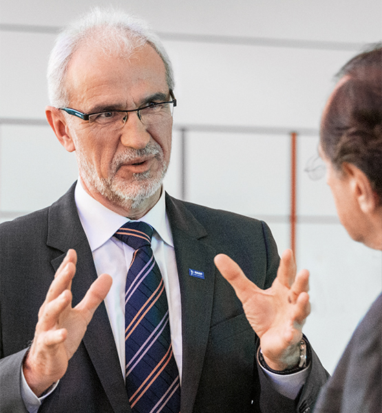 Dr. Harald Schwager, Member of the Board of Executive Directors of BASF SE (photo)