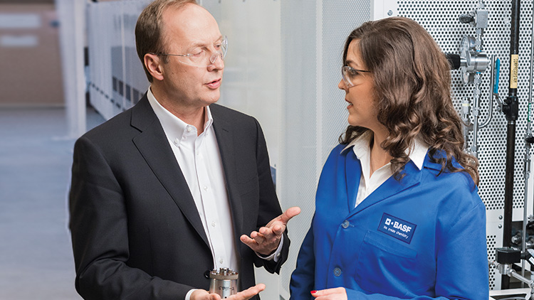 Wayne T. Smith, Vorstandsmitglied der BASF SE (Foto)