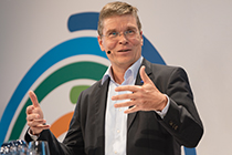Dr. Hans-Ulrich Engel, Stellvertretender Vorstandsvorsitzender der BASF SE (Foto)